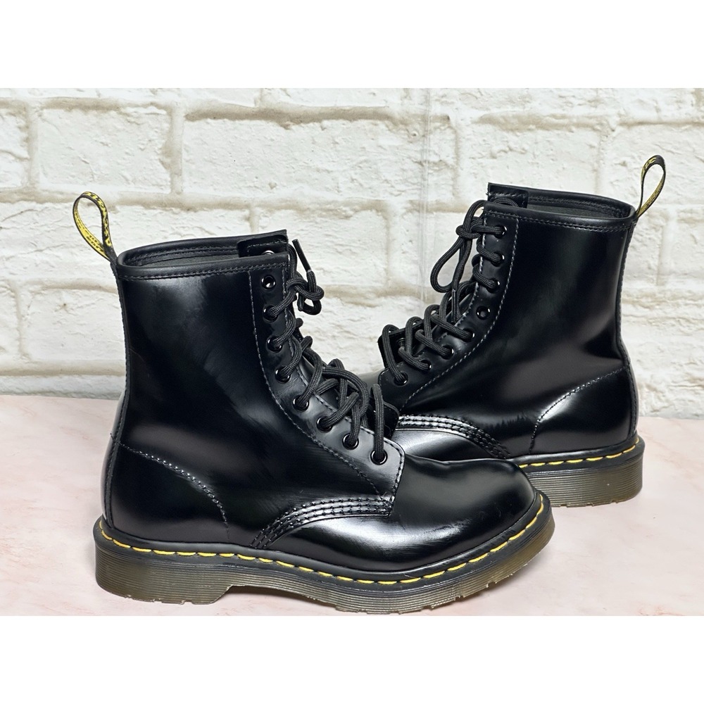 Dr. Martens Women's 1460W Original Smooth Leather Lace Up Boots - Black, Size 7 - Picture 2 of 16